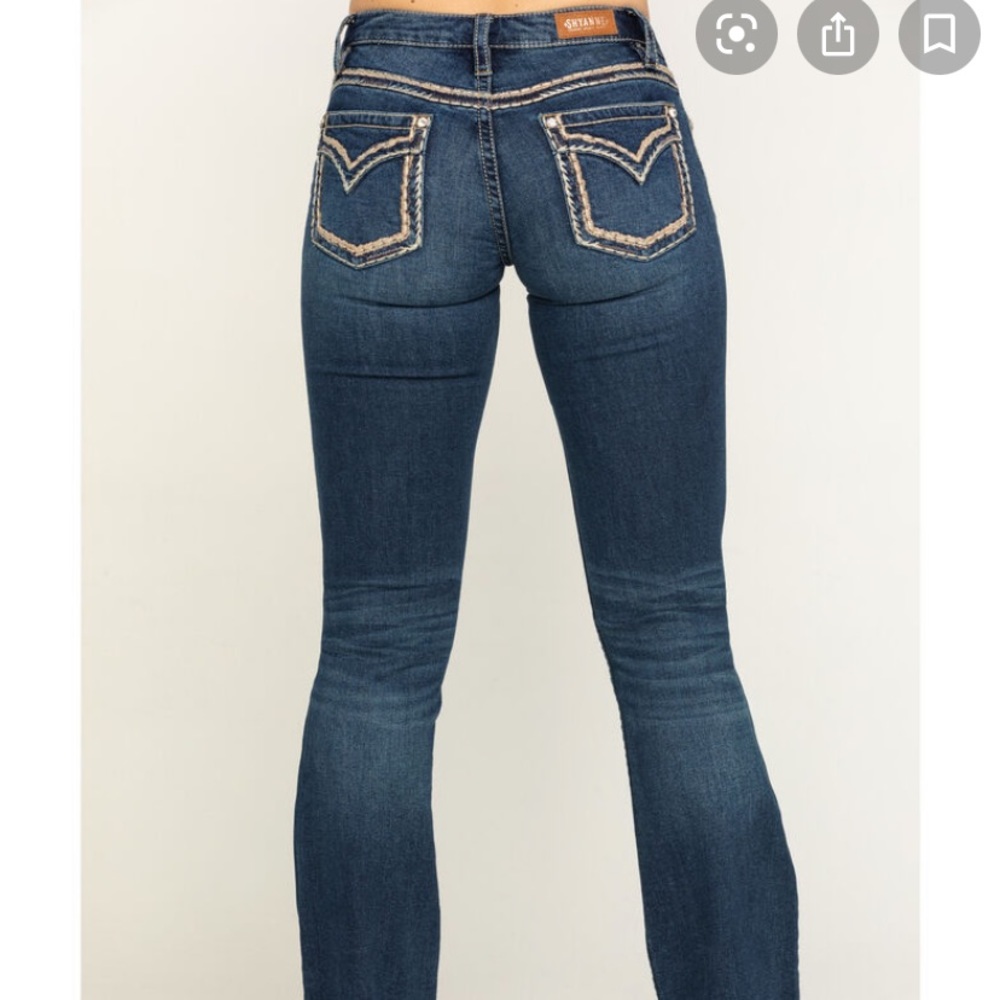 Shyanne denim boot cut women’s jeans like new